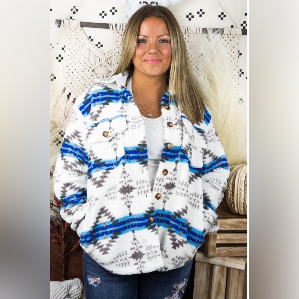 NWT Prissy Jane Aztec Sherpa Shacket Jacket